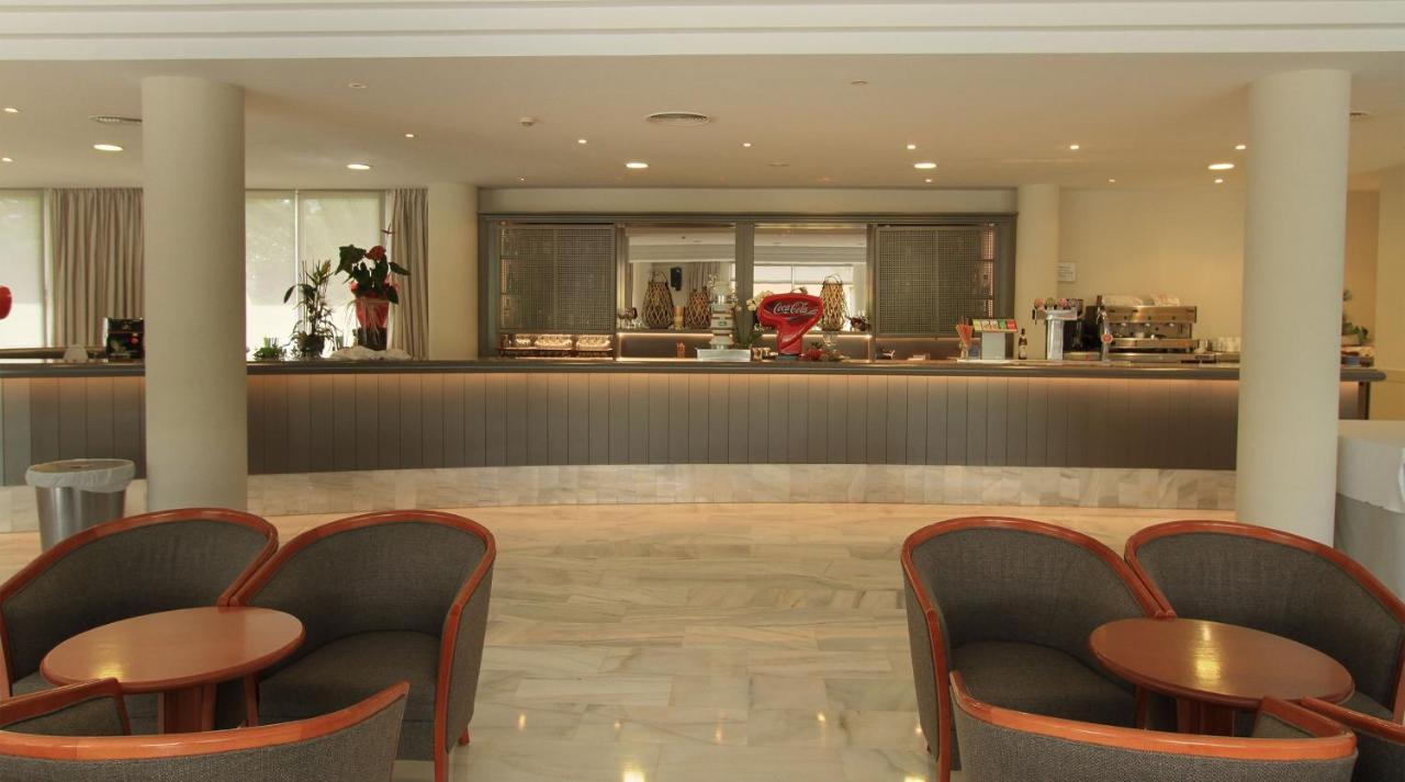 Garbi Cala Millor Hotel Buitenkant foto