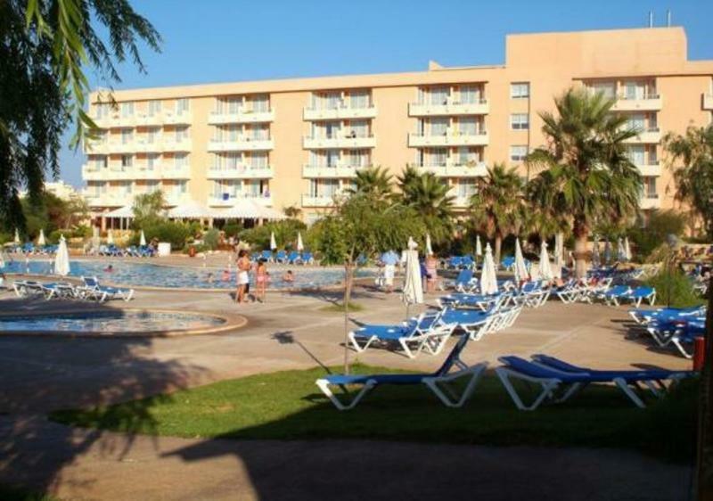 Garbi Cala Millor Hotel Buitenkant foto